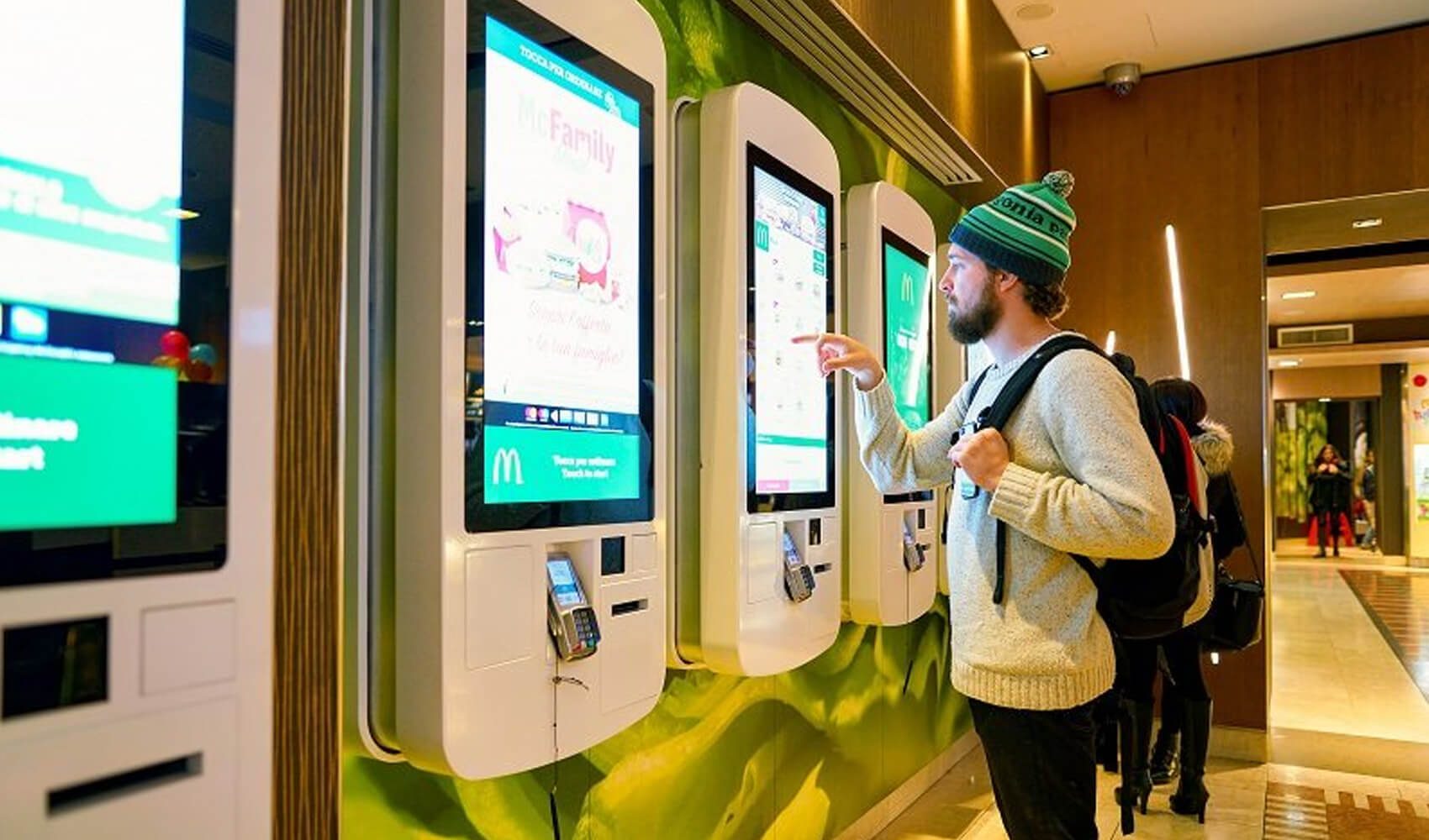 Interactive Kiosk Interactive Kiosk